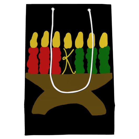 Kwanzaa Candle Design Medium Cadeauzakje (Achterkant)