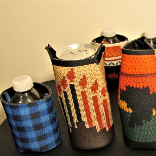 Kwanzaa Candles Brown Red Black Crochet Blikjeskoeler