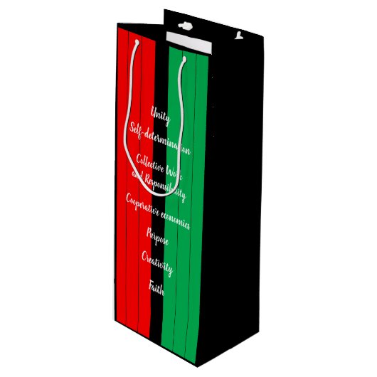 Kwanzaa Principles Red Black Green Stripes Pattern Wijn Cadeautas (Voorkant Gekanteld)