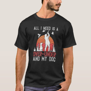 Kwarteljager en eigenaar van jachthond voor hoogwi t-shirt