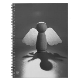 Kwetsbaarheid en breekbaarheid symbolic in Engel. Notitieboek