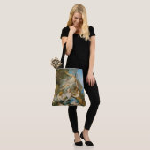 Kwik dat de baby Baccus aan de nimfen toevertrouwt Tote Bag (Op model)