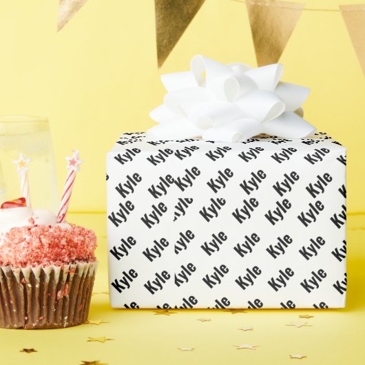 Kyle Mannen naam, Cadeaupapier (Verjaardagsfeest)