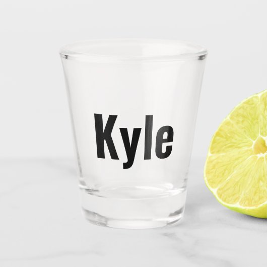 Kyle Mannen naam, Shot Glas (Voorkant)