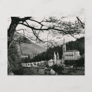 La Basilique, Lourdes, Vintage van Frankrijk Briefkaart