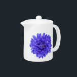 La Bluette Teapot Theepot<br><div class="desc">Eenvoudige blauwe bloemknoot. Heel modern. Dit ontwerp is ook beschikbaar op borden en mokken.</div>
