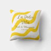 La Dolce Vita gele trouwkoppel Naam datum glit Kussen (Achterkant)