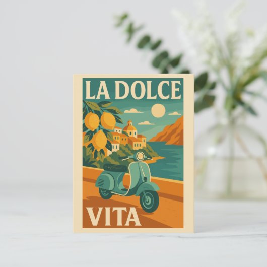 La Dolce Vita – Retro Italian Coast Travel Briefkaart (Staand voorkant)