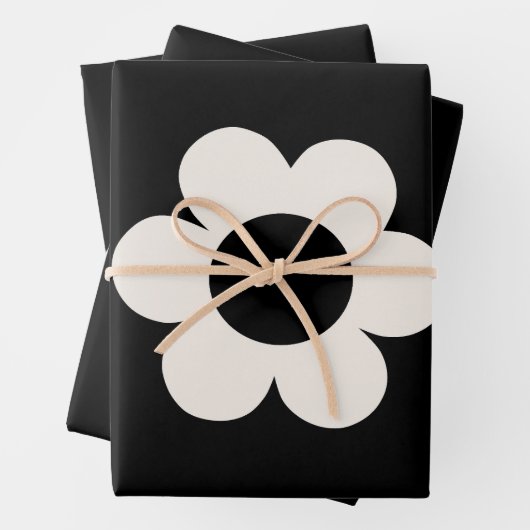 La Fleur 06 Retro Floral Black and White Flower Inpakpapier Vel (In situ)
