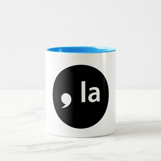 , la Koffee mok (Center)