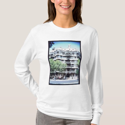 La Pedrera of Casa Mila, 1905-10 T-shirt (Voorkant)