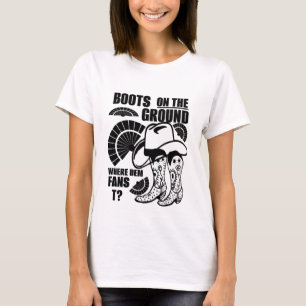 Laarzen op de grond (3) t-shirt
