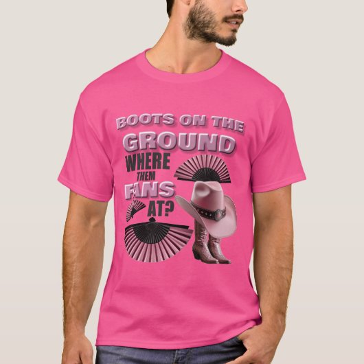 LAARZEN OP DE GROND (ROZE) T-SHIRT (Voorkant)