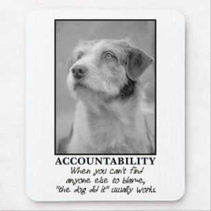 Laat de hond de schuld nemen van je farce muismat