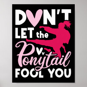 Laat de paardenstaart je niet voor de gek houden - poster