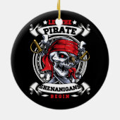 Laat de Pirate Shenanigans met Crossbones Freebo b Keramisch Ornament (Achterkant)