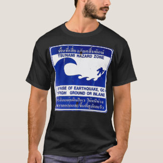 Laat de Tsunami Hazard Zone Beach Pro Surfer Surve T-shirt
