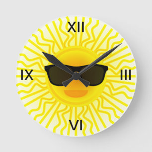 Laat de zon in de muur vallen ronde klok