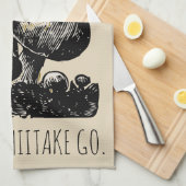 Laat die shiitake een grappige aangepaste paddenst theedoek (Quarter Fold)