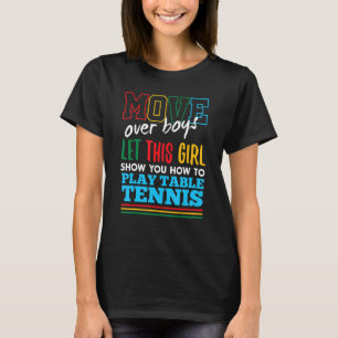 Laat dit meisje Show u hoe te om de Tennis van de T-shirt