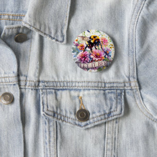 Laat het Bij Zijn – Waterverf Hommeltje Lente Bloe Ronde Button 5,7 Cm