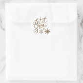 "Laat het sneeuwen" Christmas Gold Glitter Ronde Sticker (Tas)