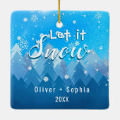 Laat het sneeuwen Onze 1e Kerstblauw Keramisch Ornament (Achterkant)