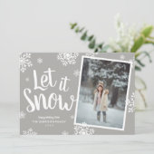 Laat het sneeuwen | Sneeuwvlok foto overlay Feestdagenkaart (Staand voorkant)