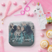 Laat het sneeuwen | Sneeuwvlokken Pine Tree Christ Papieren Bordje (Feest)