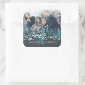 Laat het sneeuwen | Sneeuwvlokken Pine Tree Christ Vierkante Sticker (Tas)