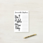 Laat Idiots je dagelijkse zwarte witte citaat niet Post-it® Notes (Op bureau)