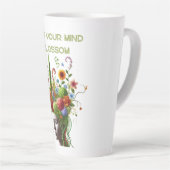 Laat je geest bloeien latte mok (Rechterhoek)