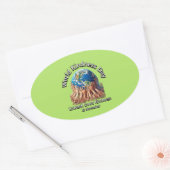 Laat je innerlijke vriendelijkheid los. Werelddag  Ovale Sticker (Envelop)