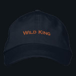 Laat je onverschrokken kant los met de Wild King-t Geborduurde Pet<br><div class="desc">Laat je onverschrokken kant los met het "Wild King" geborduurde pet. Dit navy verstelbare pet combineert robuuste energie met koninklijke flair,  met uw aangepaste tekst voor die gedurfde persoonlijke touch. Perfect voor het maken van een statement,  het is gebouwd voor degenen die leiden met rand en vertrouwen.</div>