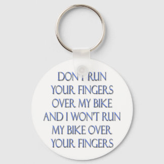 Laat je vingers niet over m'n bijt lopen... sleutelhanger