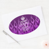 Laat Jouw tekst kalm houden op Paarse racegevechte Ovale Sticker (Envelop)