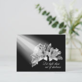 Laat licht uit de duisternis schijnen briefkaart (Staand voorkant)