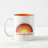Laat me alleen Funny Rainbow Two-Tone Mok (Links)