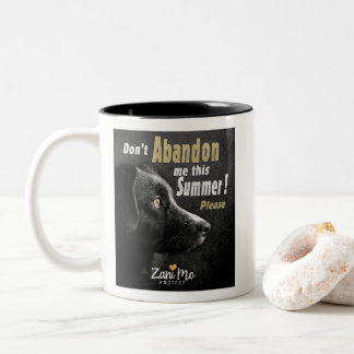 Laat me deze zomer niet in de steek - Hondenbesche Tweekleurige Koffiemok