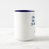 Laat me niet mijn 20-zijdige sterven rollen! Mok (Midden)