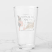 "Laat nooit iemand je mond snoeren" Glas (Achterkant)