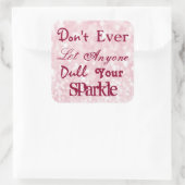 Laat nooit iemand je mond snoeren vierkante sticker (Tas)