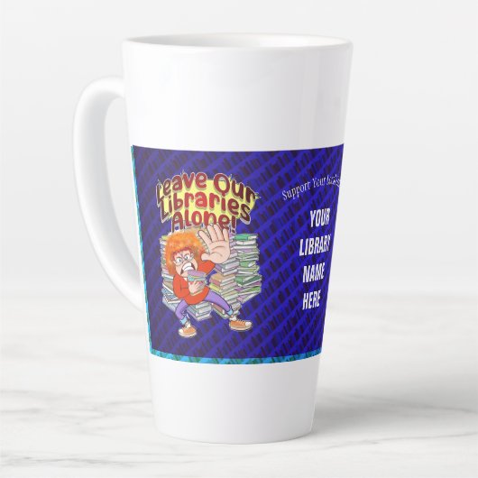 Laat onze bibliotheken met rust! latte mok (Linkerhoek)