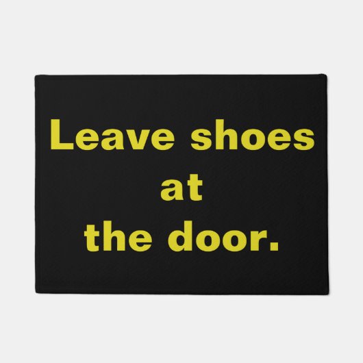 Laat schoenen aan de deur staan. deurmat (Voorkant)
