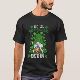 Laat Shenanigans beginnen Gnome Shamrock Tie Dye S T-shirt