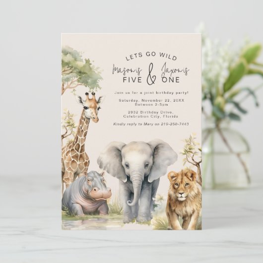 Laat Wild Joint Animal Verjaardag Uitnodiging (Staand voorkant)