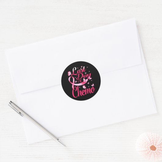 Laatste dag chemogift voor roze borstkanker overle ronde sticker (Envelop)