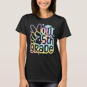 Laatste dag van de schooltijd, vrede in de vijfde t-shirt