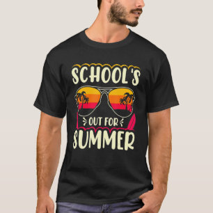 Laatste dag waarop scholen voor het uitkleden van t-shirt