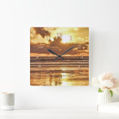 LAATSTE OPROEP GOLDEN SUNSET SURFER VIERKANTE KLOK (Huis)